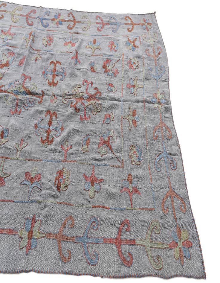 Detail image of 5' 5 x 6' 6  Hand Woven Kilim Suzani Wool Rug