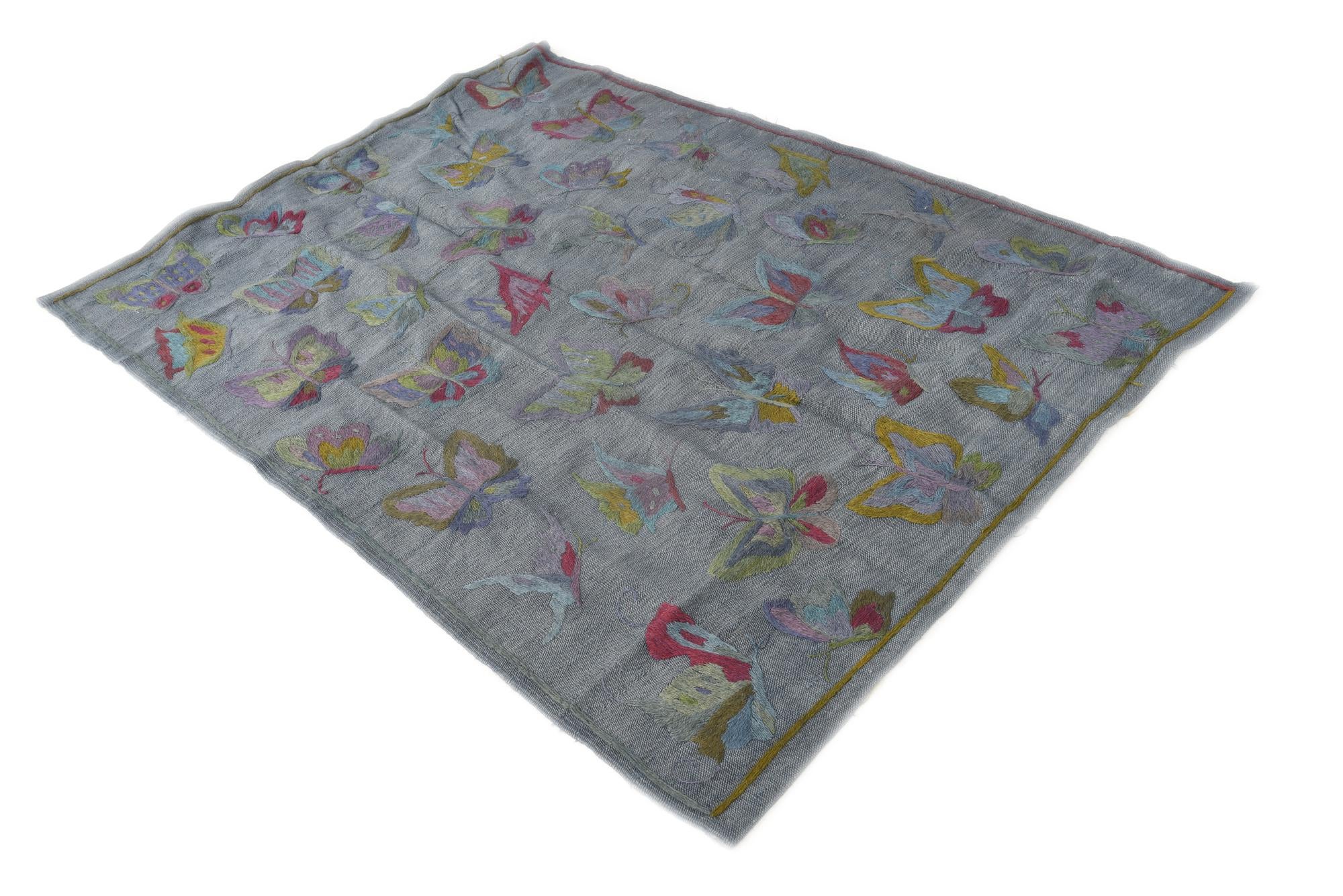 4' x 5' 7 Hand Woven Kilim Suzani Wool Rug