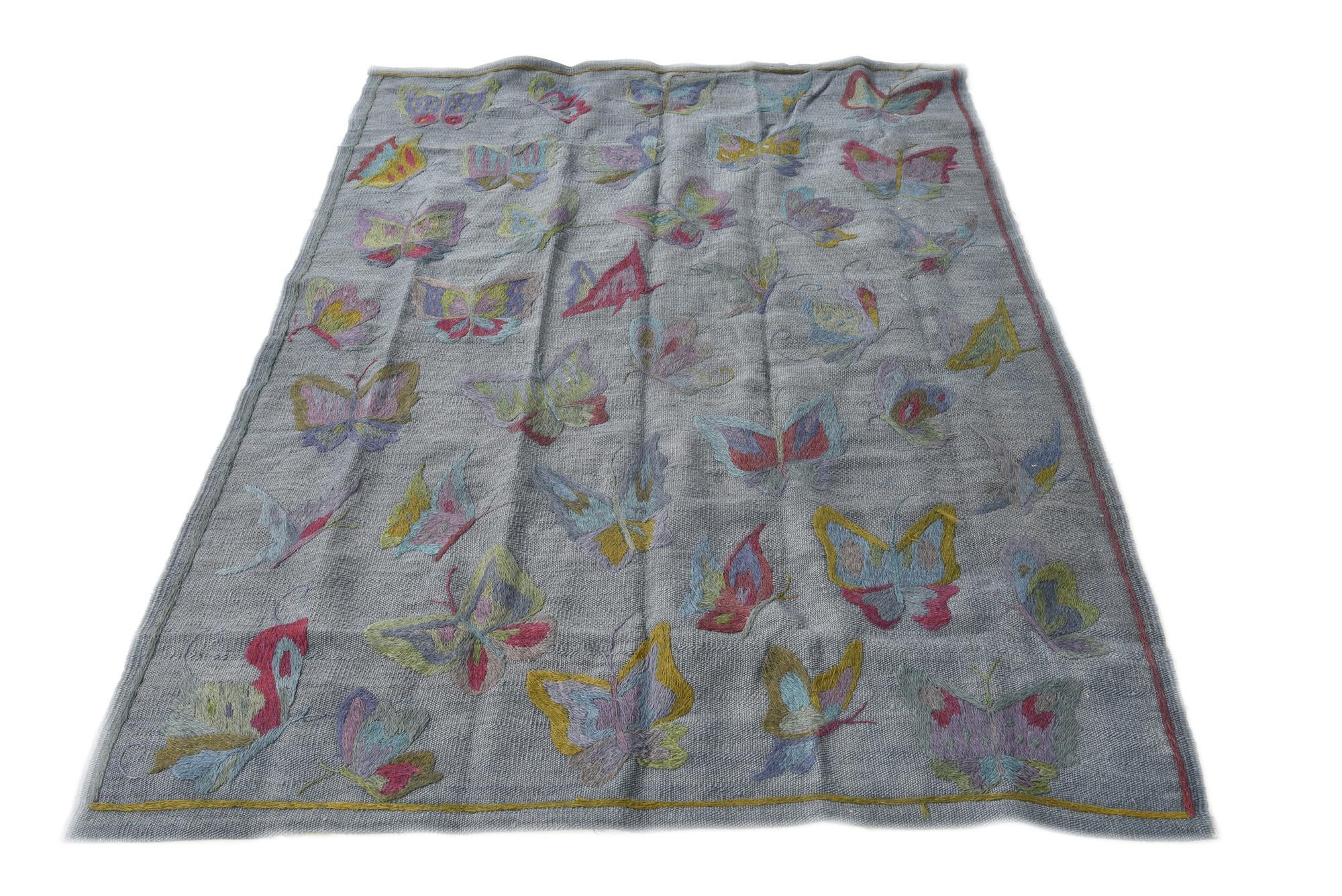 4' x 5' 7 Hand Woven Kilim Suzani Wool Rug
