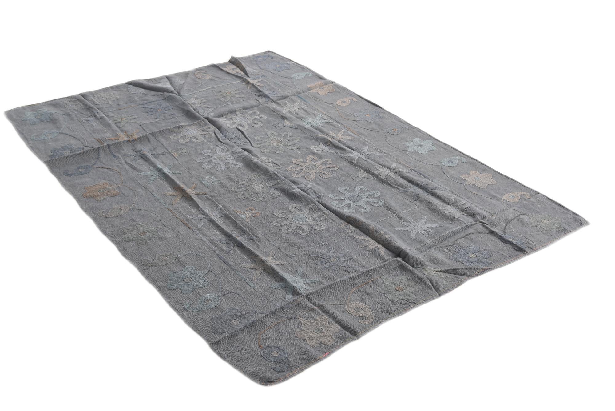 4' 10 x 6' 5 Hand Woven Kilim Suzani Wool Rug