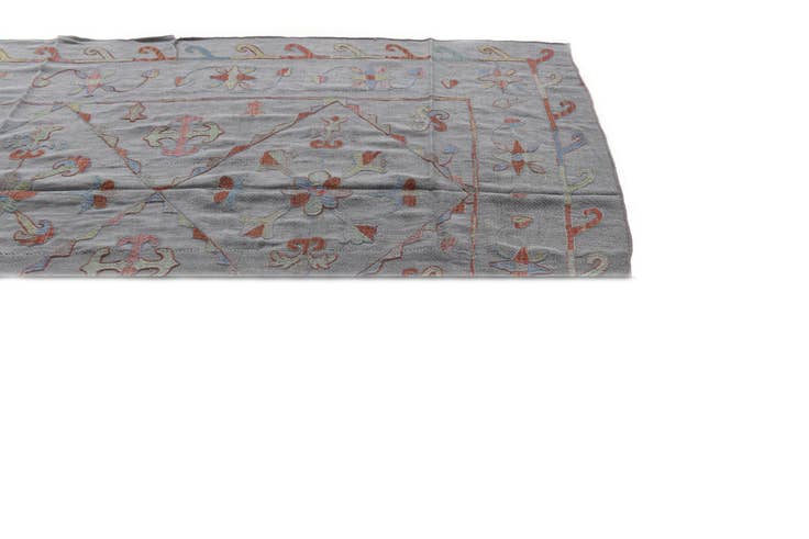 Detail image of 5' 8 x 7' 10 Hand Woven Kilim Suzani Wool Rug