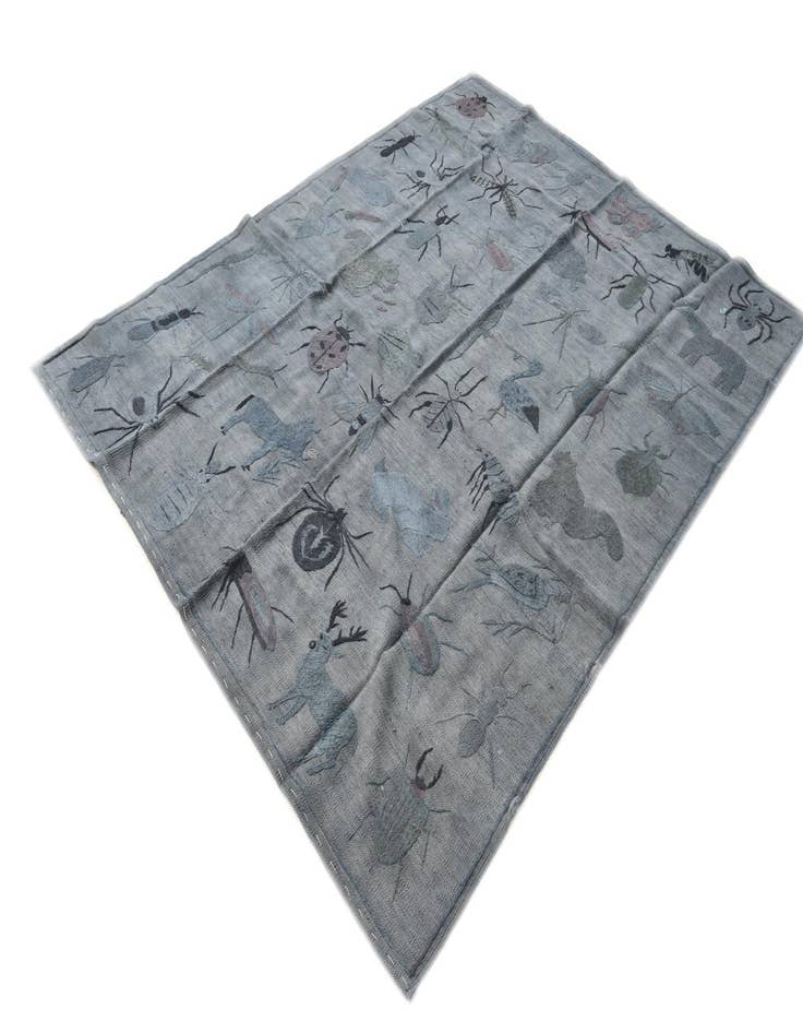 Detail image of 5' 9 x 7' 5  Hand Woven Kilim Suzani Wool Rug