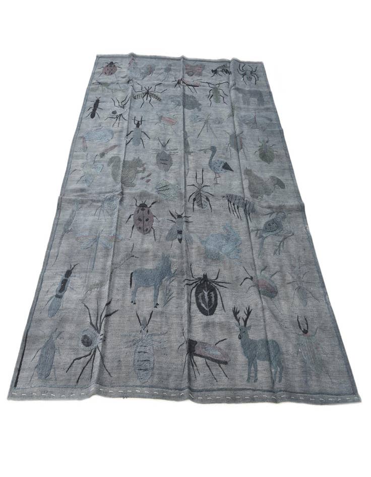 Detail image of 5' 9 x 7' 5  Hand Woven Kilim Suzani Wool Rug