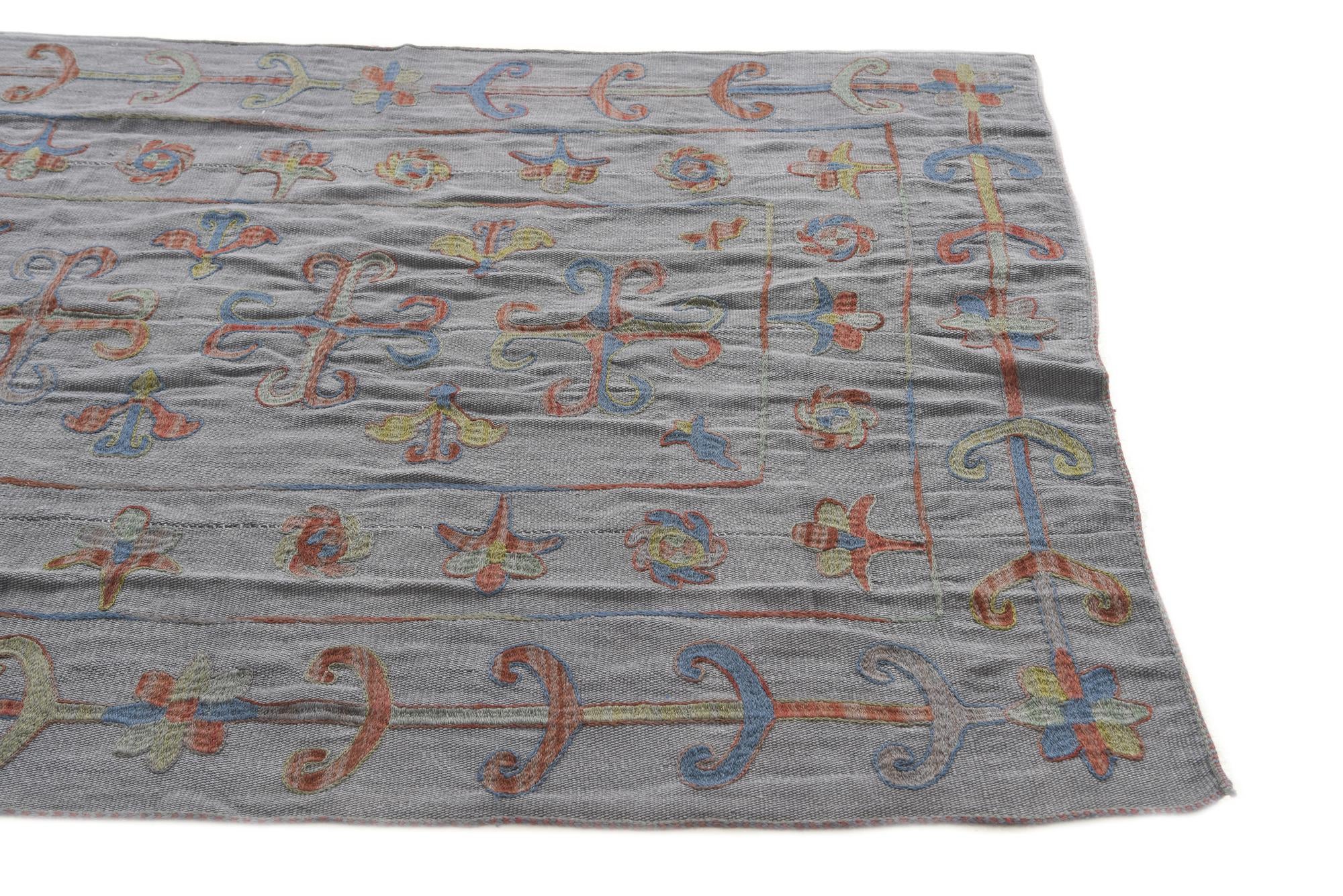 4' 9 x 6' 7 Hand Woven Kilim Suzani Wool Rug