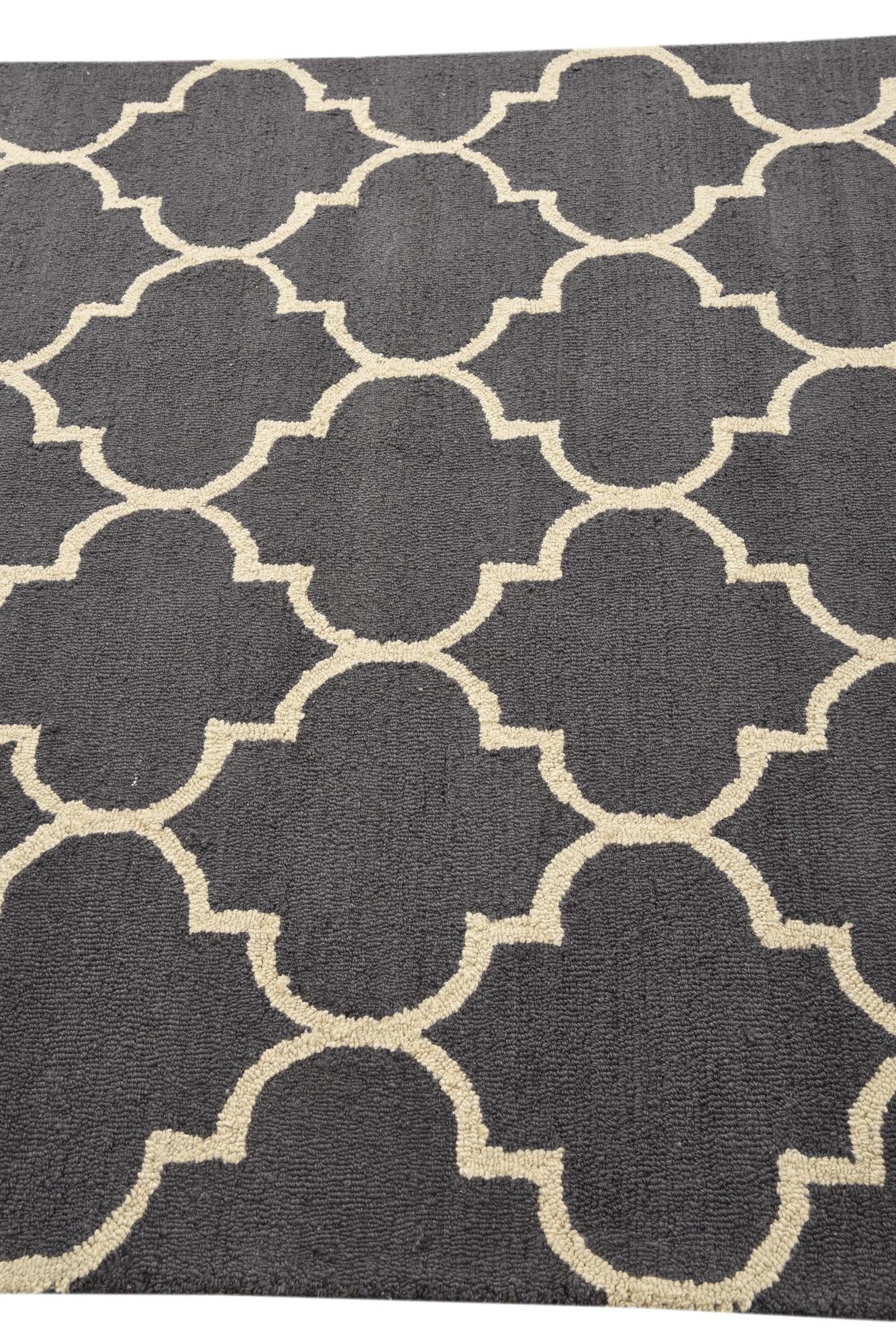 5' x 7' 11 Luna Rug