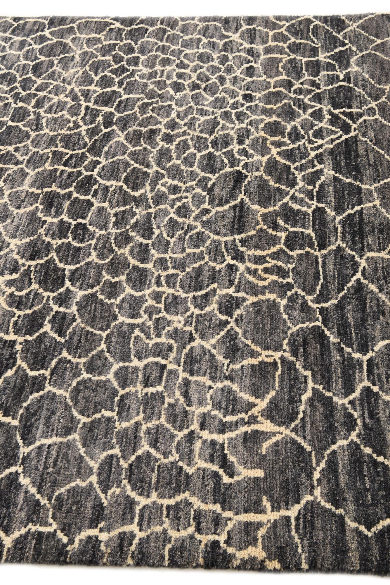 5' 7 x 8' Hand Knotted Moroccan Wool Rug