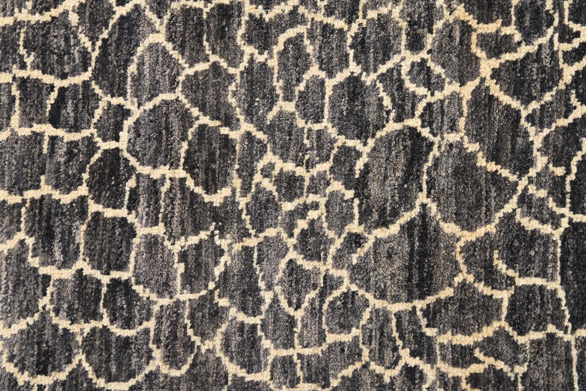 5' 7 x 8' Hand Knotted Moroccan Wool Rug
