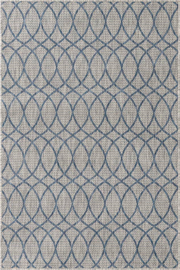 Detail image of 4' x 6' Easy-Clean Trellis Indoor / Outdoor Rug