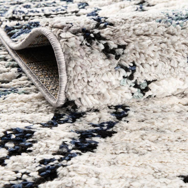 Detail image of 7' 10 x 10' Tagine Rug