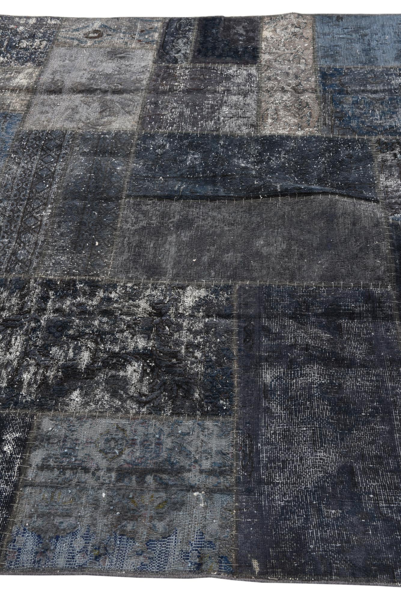 6' x 9' Hand Knotted Ultra Vintage Persian Wool Rug