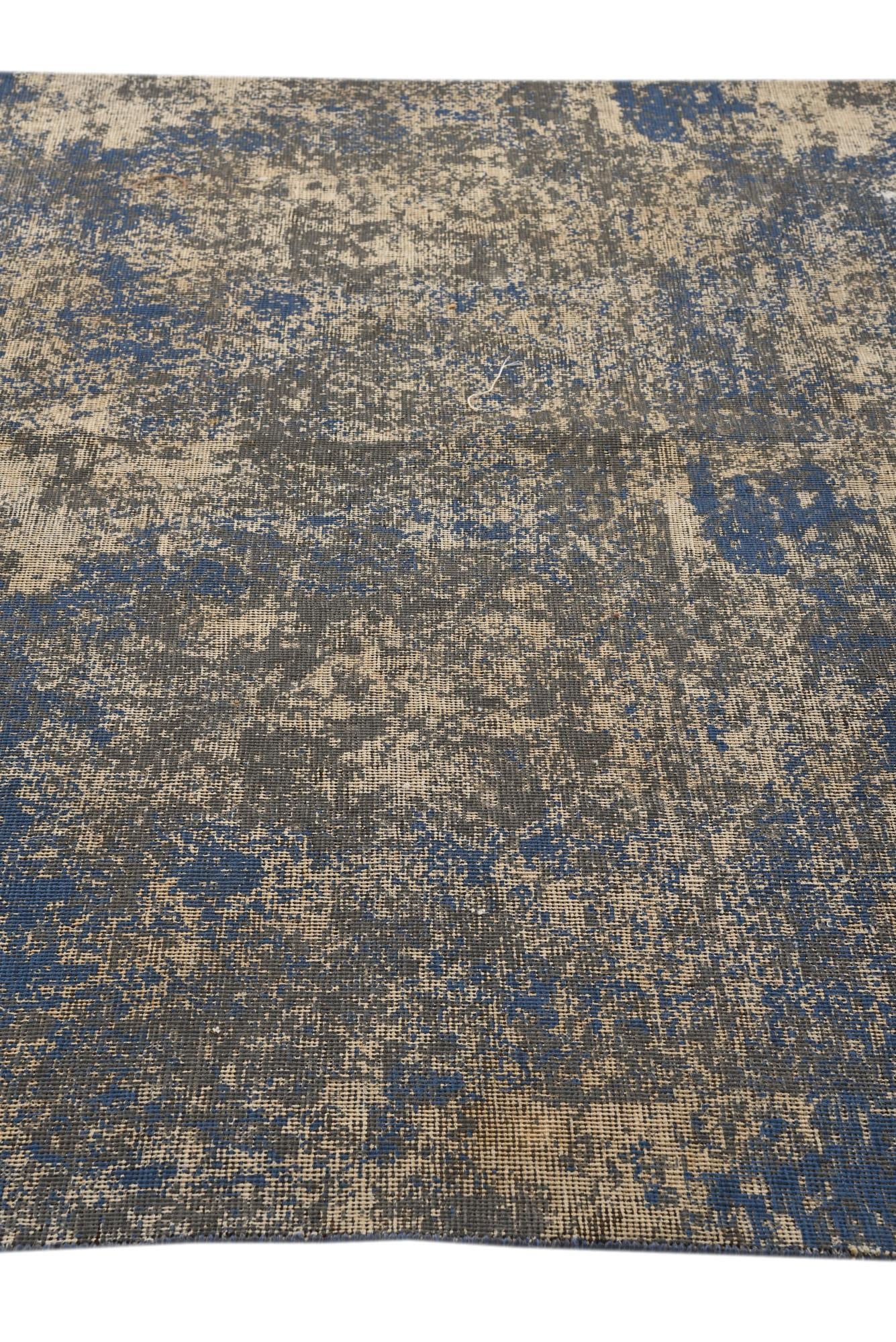 6' x 8' 9 Hand Knotted Ultra Vintage Persian Wool Rug