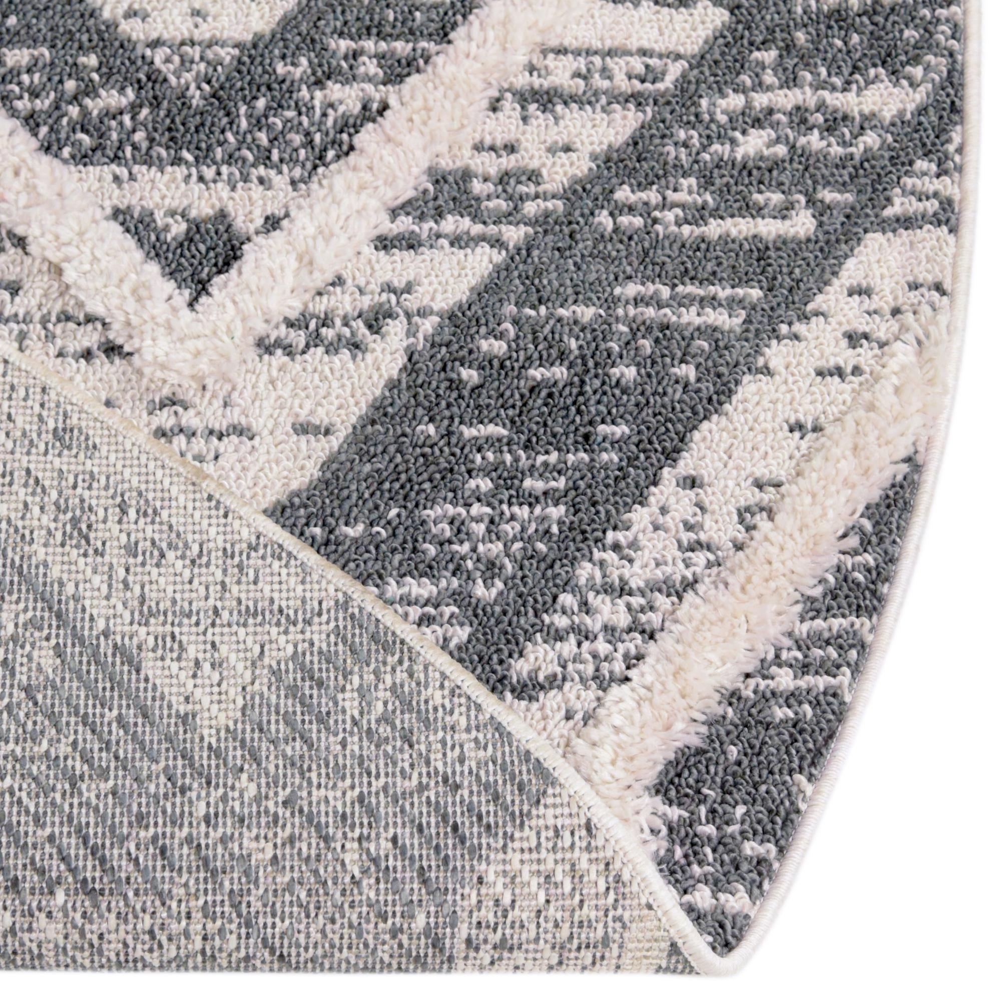 7' x 7' Cherokee Round Rug