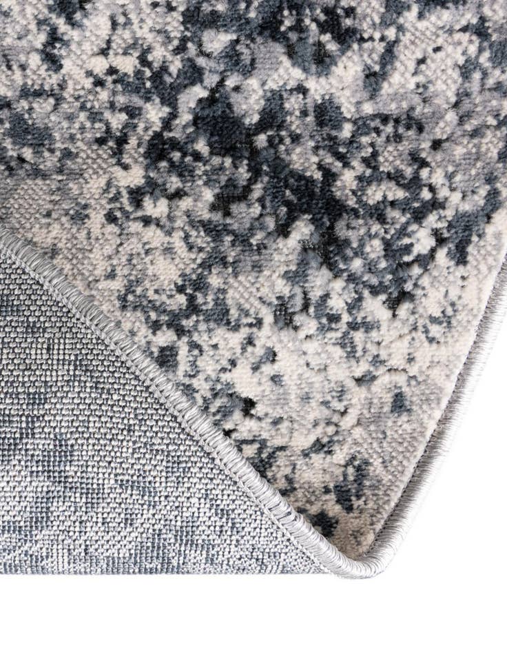 Detail image of 7' 10 x 7' 10 Eliza Round Rug