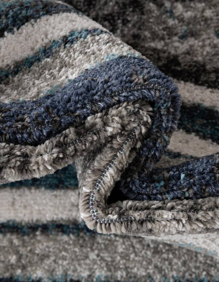 Detail image of 3' x 3' Equinox Round Rug