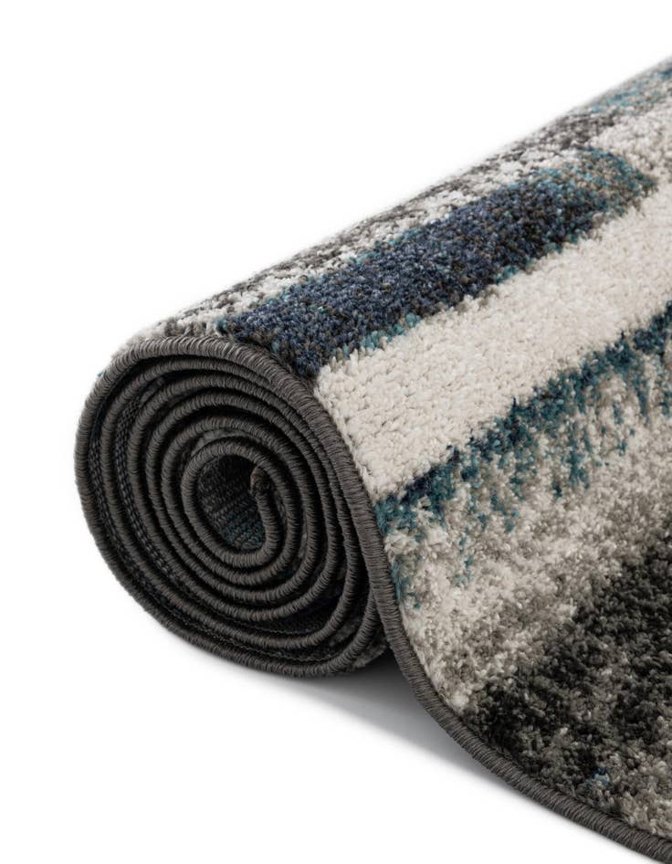 Detail image of 3' x 3' Equinox Round Rug