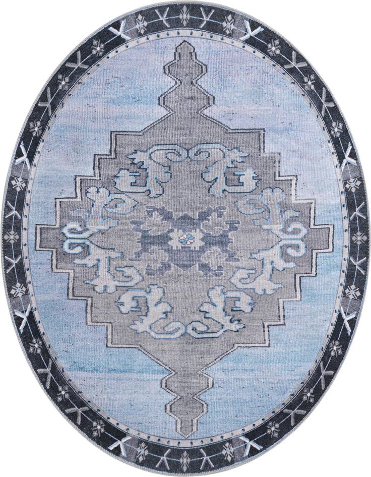 Detail image of 5' x 5' Washable Timeless Round Rug
