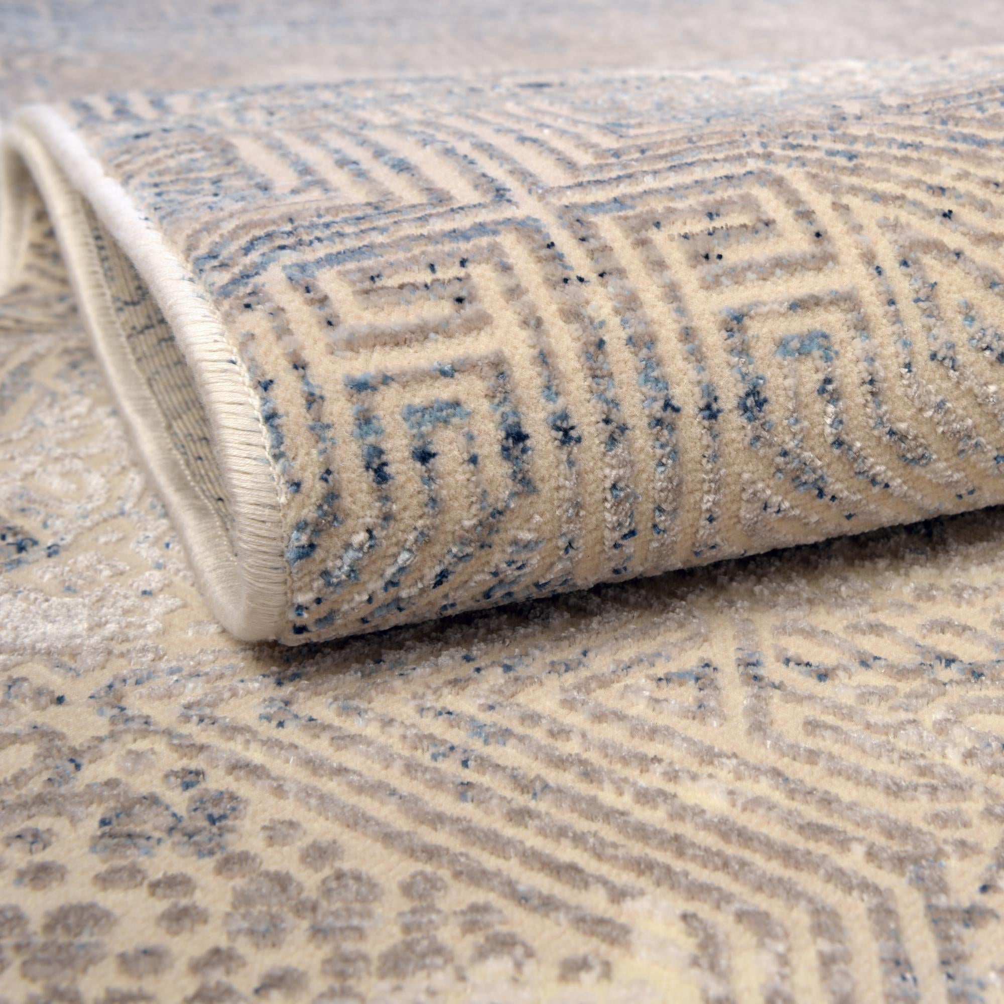 2' x 6' Deepa Runner Rug