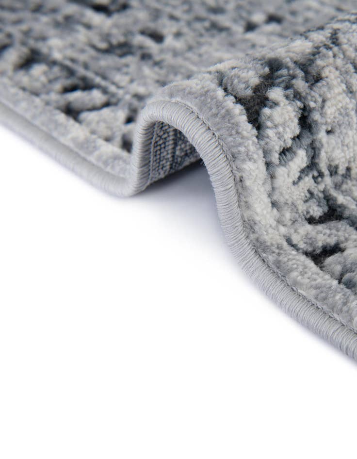 Detail image of 2' 7 x 10' Eliza Runner Rug