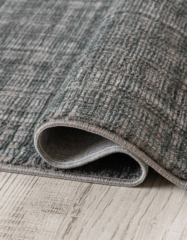 Detail image of 2' 7 x 12' Silta Runner Rug