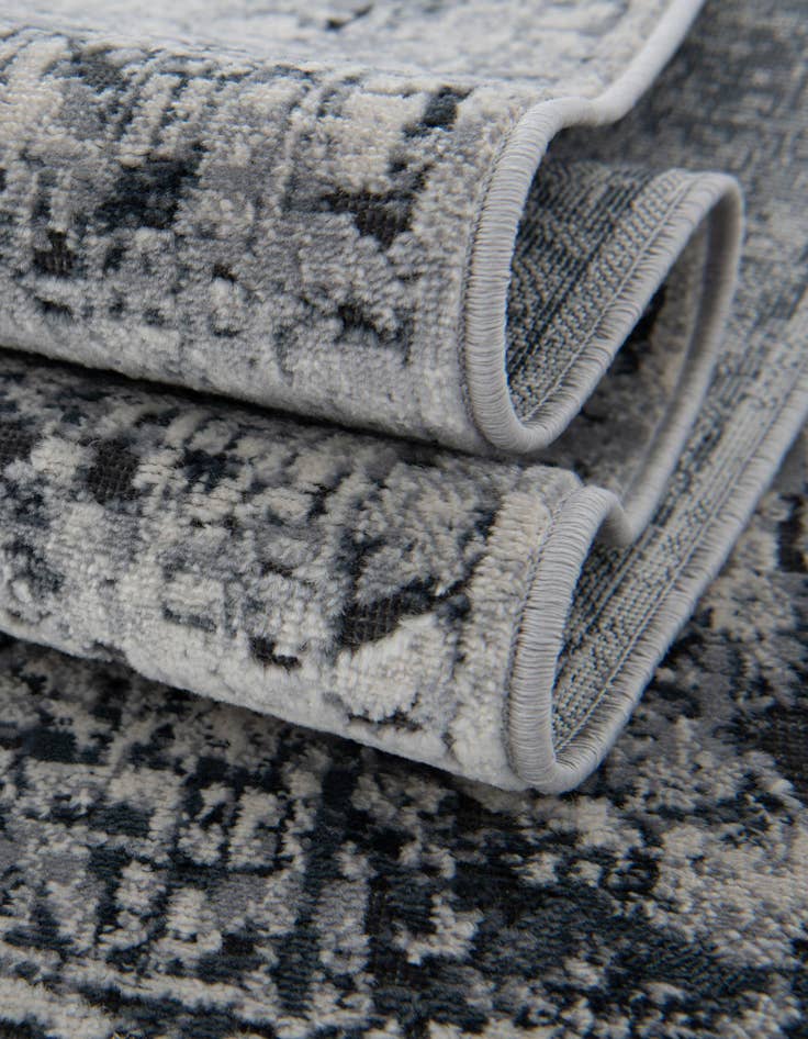 Detail image of 7' x 7' Eliza Square Rug