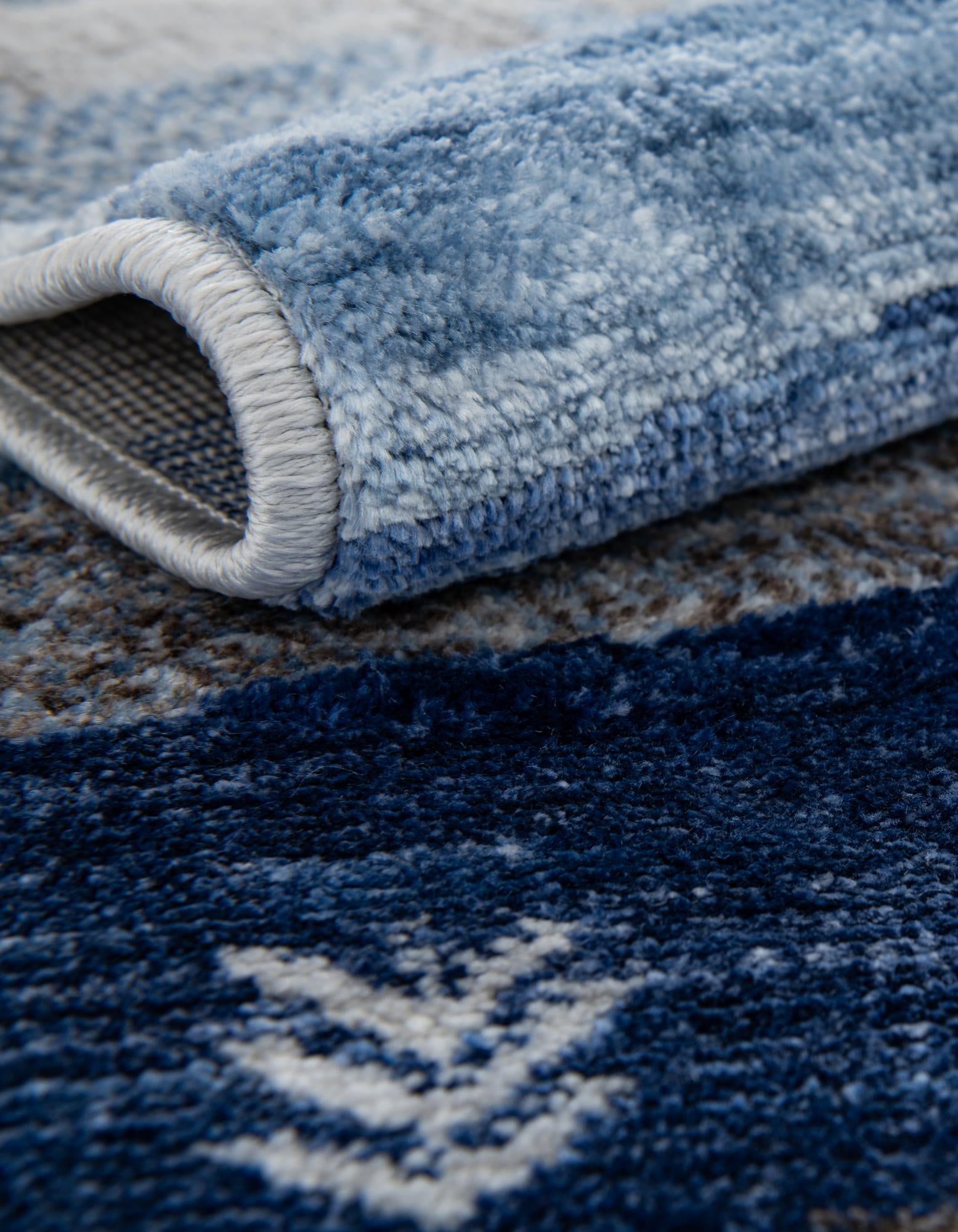 7' 10 x 7' 10 Gabbeh Square Rug