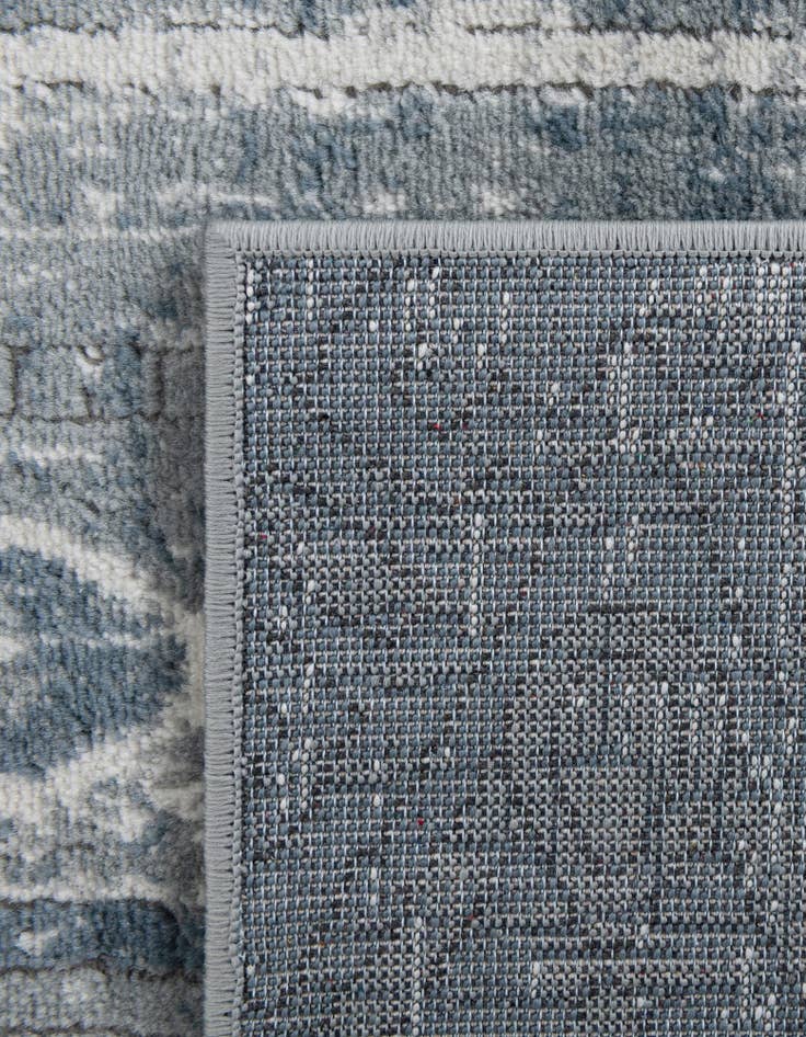 Detail image of 7' 10 x 7' 10 Oregon Square Rug