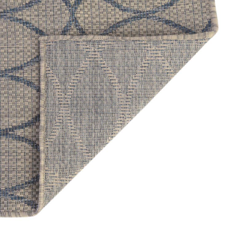 Detail image of 10' x 10' Easy-Clean Trellis Indoor / Outdoor Square Rug