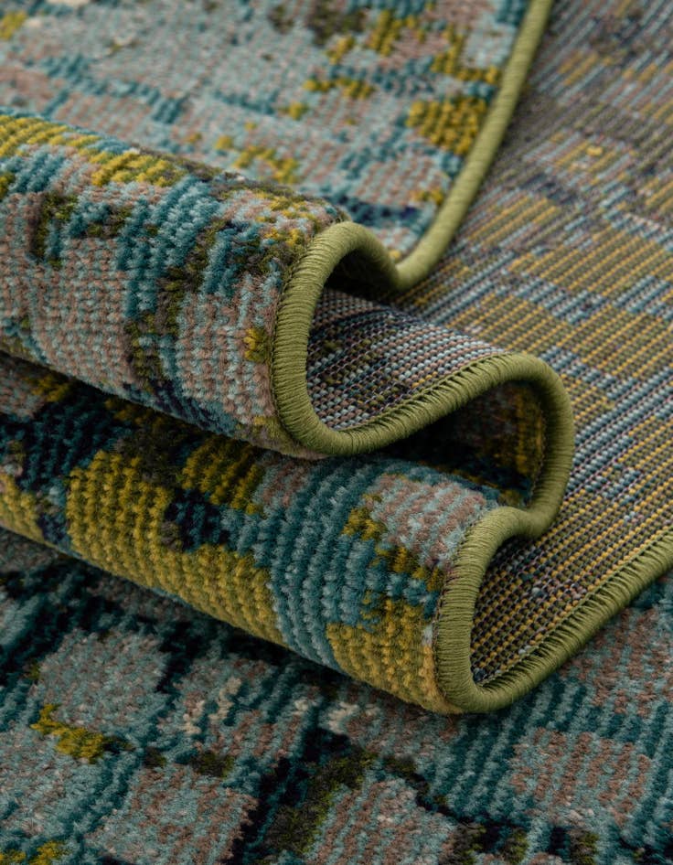 Detail image of 6' x 6' Washable Theia Round Rug