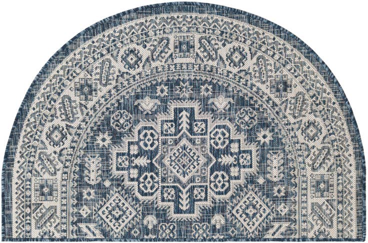 Detail image of 2' 7 x 4' Easy-Clean Aztec Indoor / Outdoor Hearth Rug