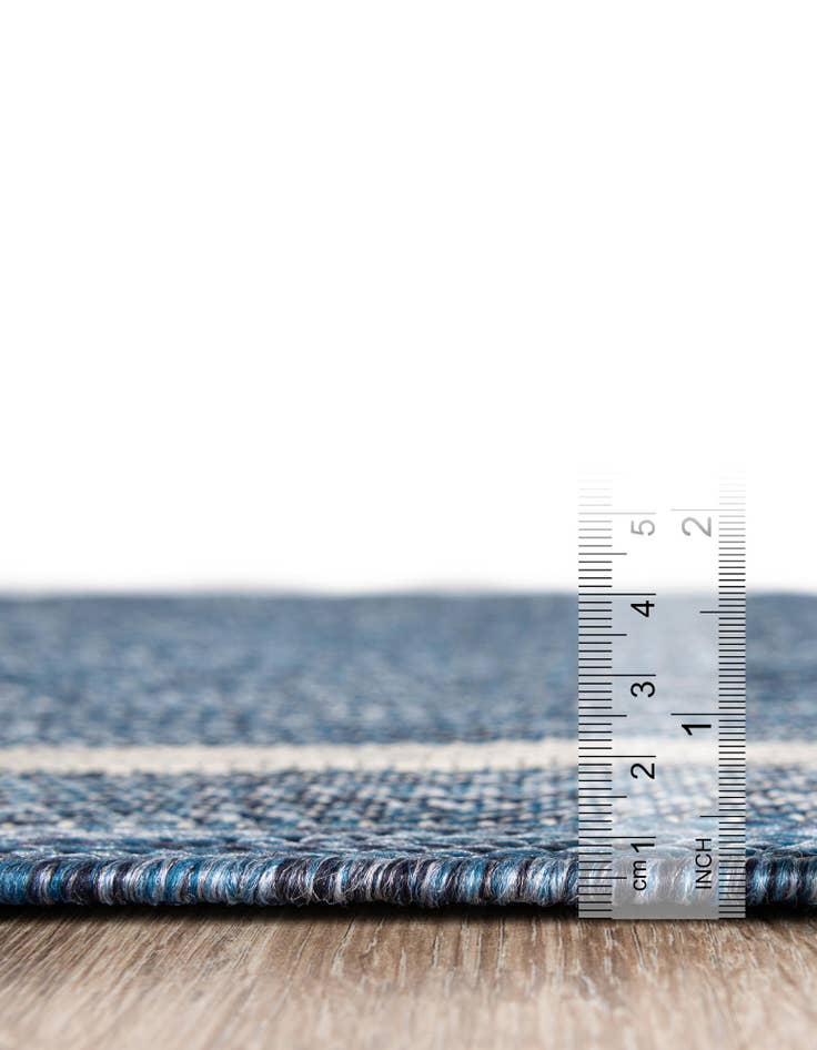 Detail image of 3' x 6'  Washable Border Indoor / Outdoor Hearth Rug