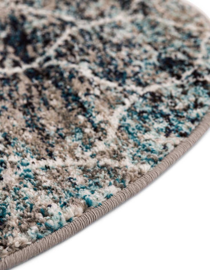 Detail image of 6' x 6' Lattice Frieze Round Rug