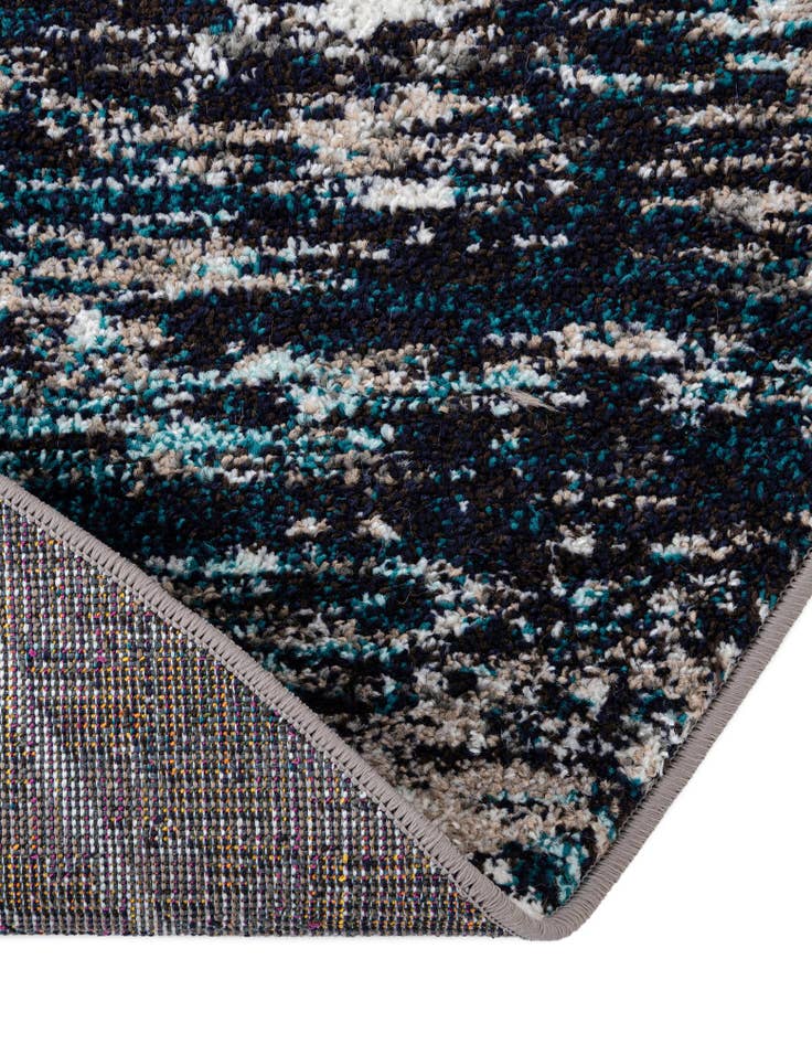 Detail image of 10' x 10' Lattice Frieze Round Rug