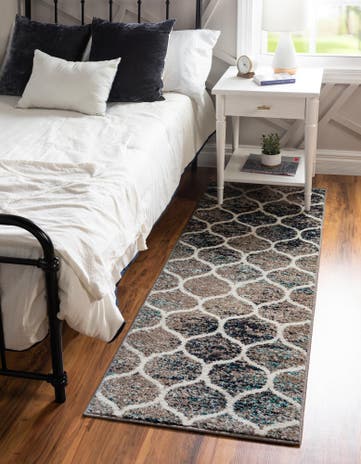 2' x 10' Lattice Frieze Runner Rug