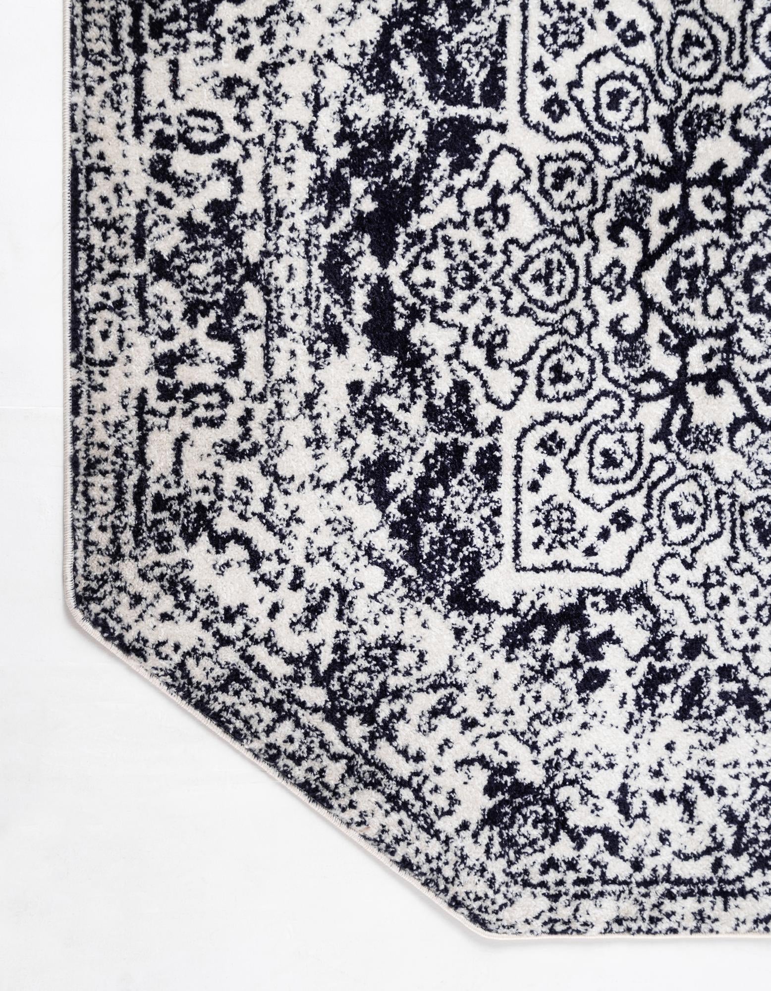 5' 3 x 5' 3 Arlington Octagon Rug