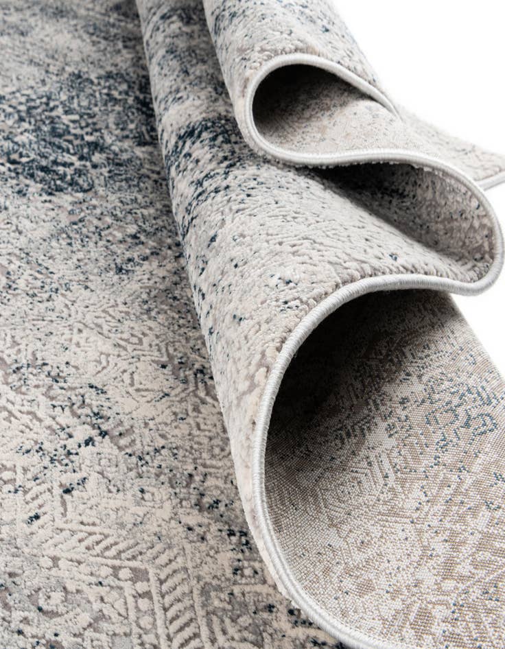 Detail image of 7' 10 x 7' 10 Finsbury Octagon Rug