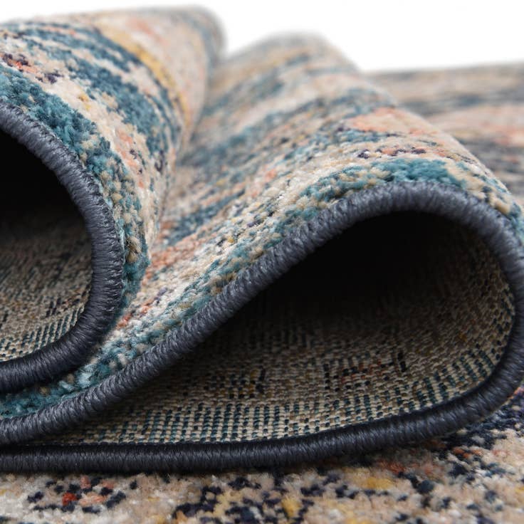 Detail image of 7' 10 x 7' 10 Lola Octagon Rug