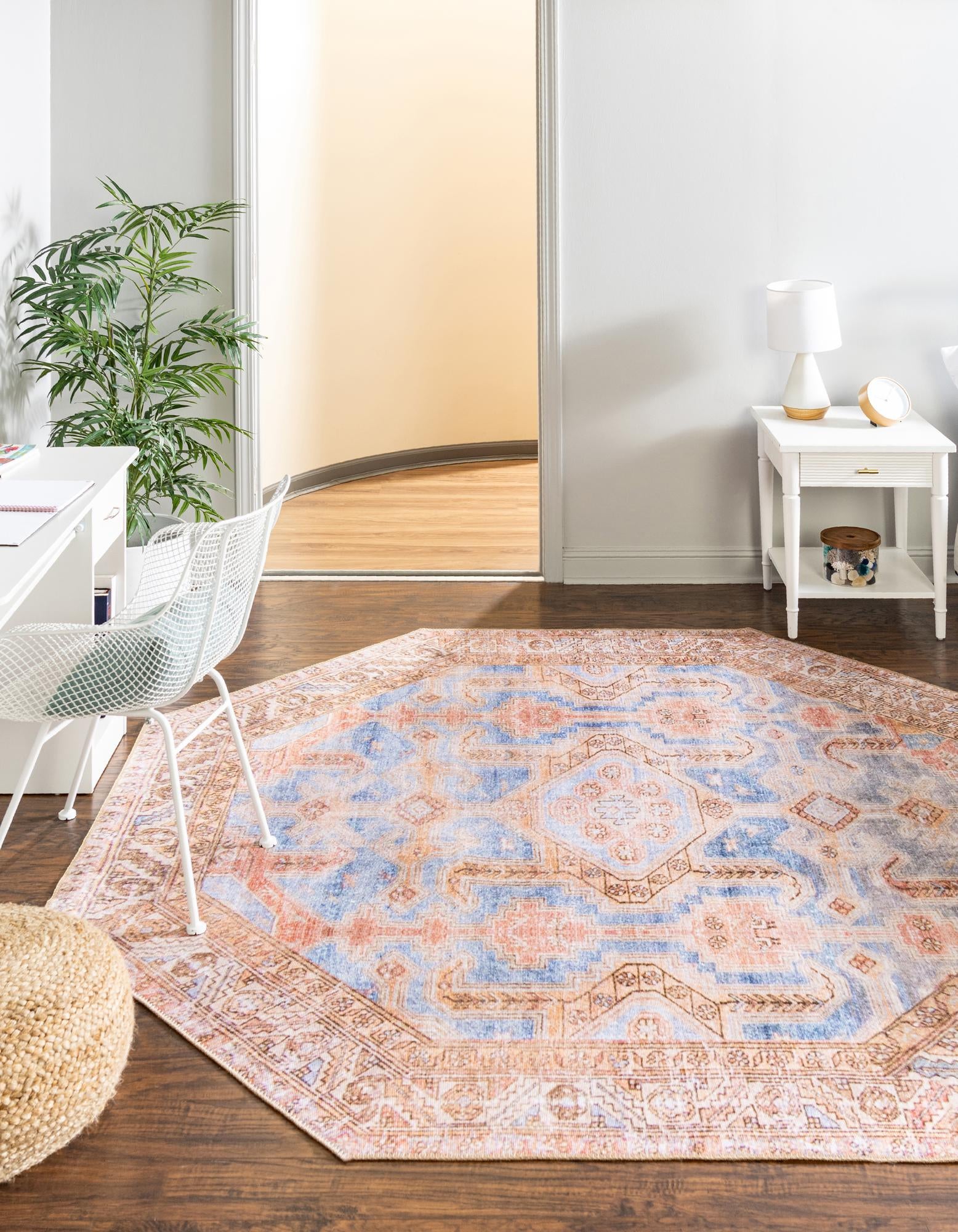 7' 6 x 7' 6 Washable Timeless Octagon Rug