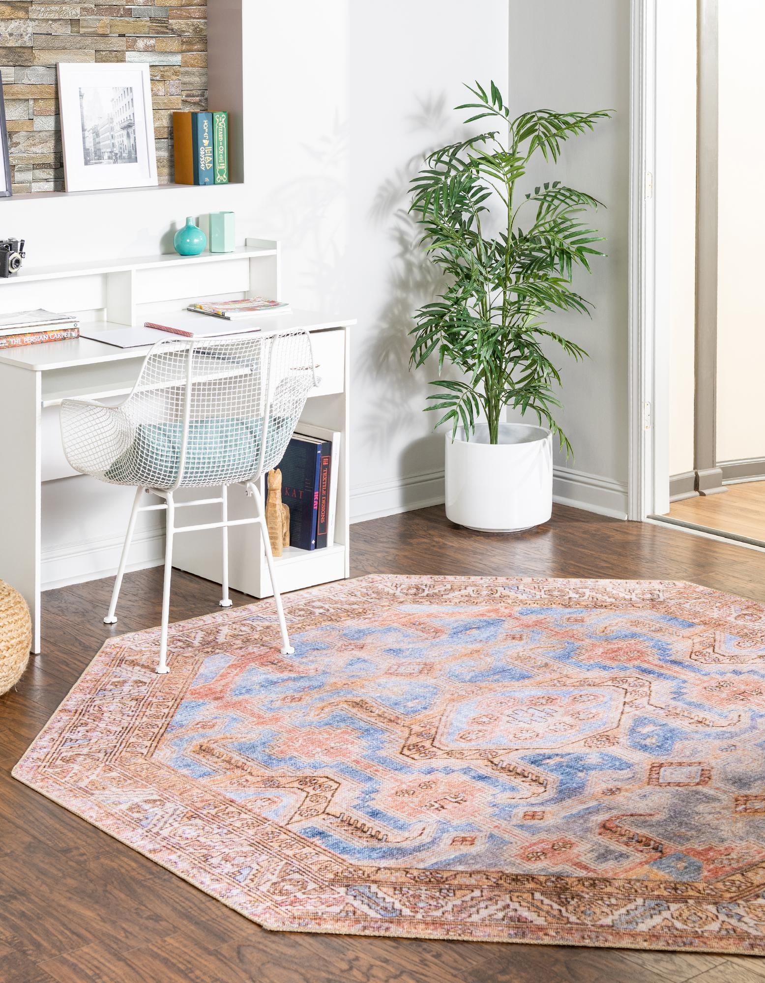 7' 6 x 7' 6 Washable Timeless Octagon Rug