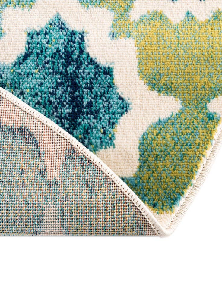 Detail image of 7' 10 x 10' Azalea Oval Rug