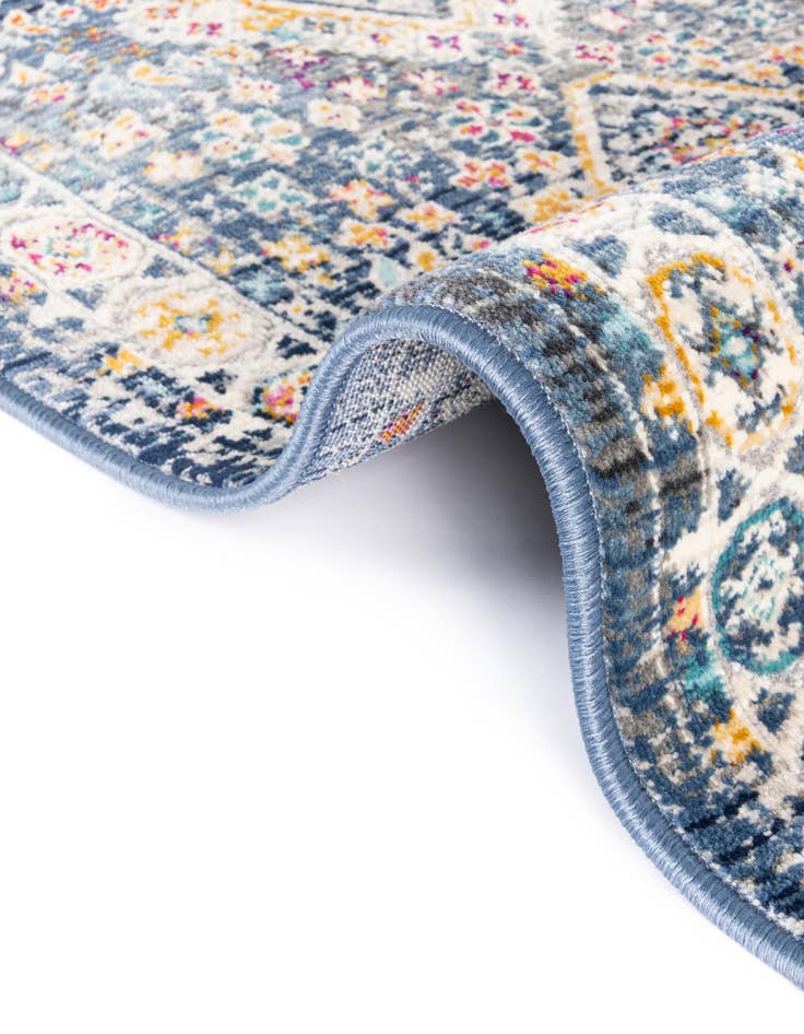 Detail image of 3' 7 x 5' 3 Budapest Oval Rug
