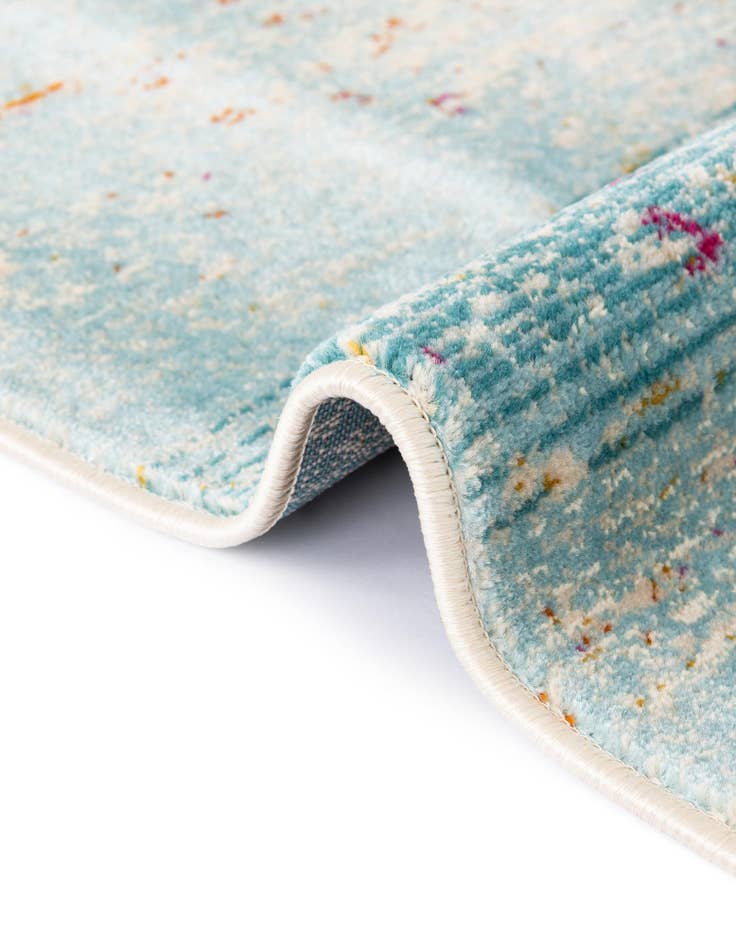 Detail image of 3' 7 x 5' 3 Budapest Oval Rug