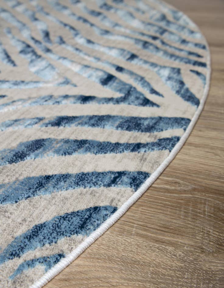 Detail image of 5' 3 x 8' Finsbury Oval Rug