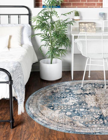 5' 3 x 8' Highbury Oval Rug