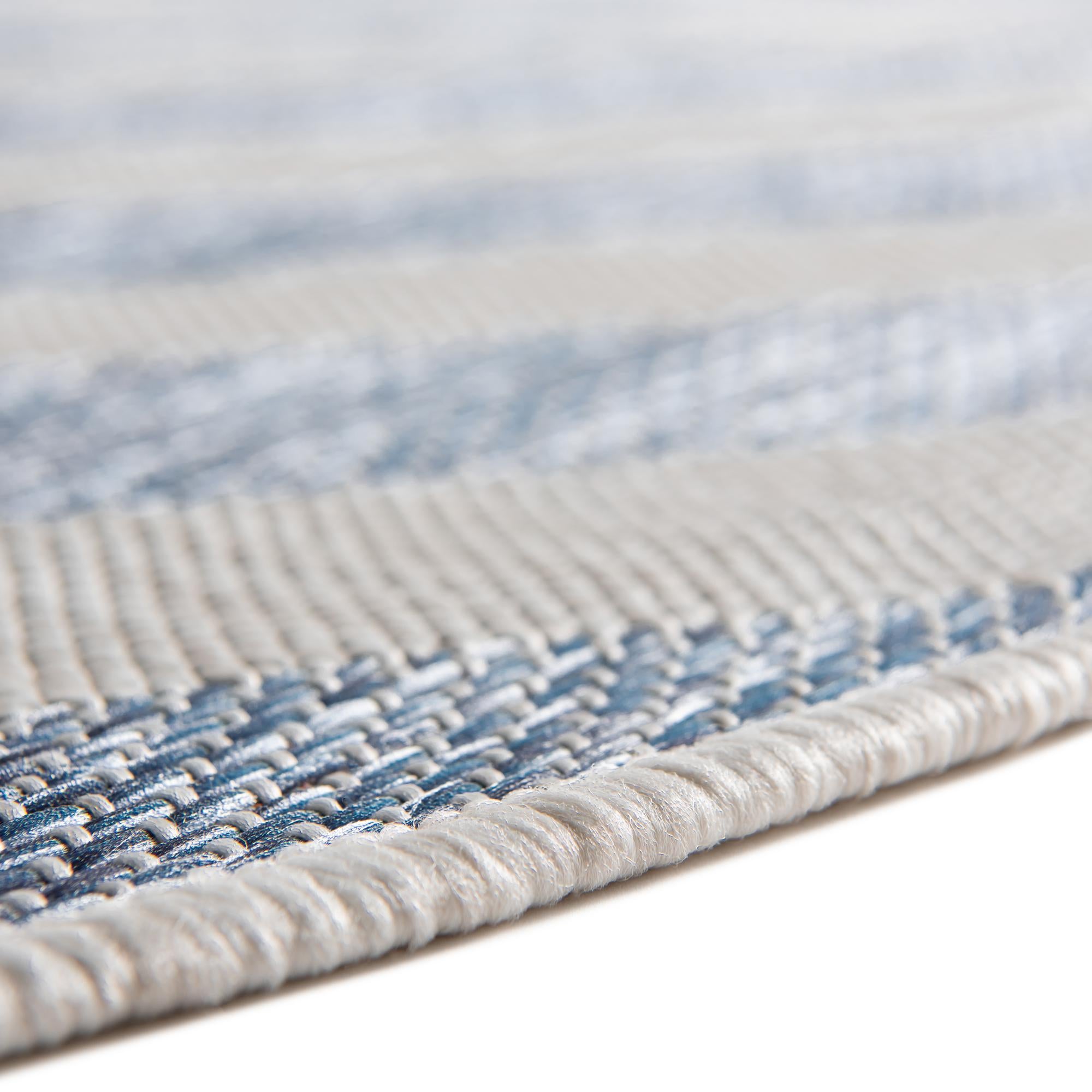 5' 3 x 8' Easy-Clean Jill Zarin Indoor / Outdoor Oval Rug