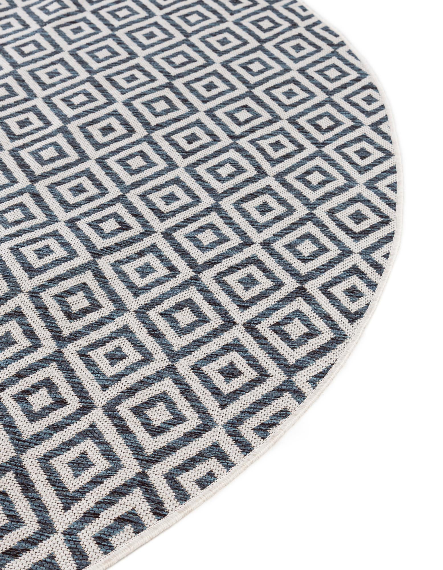 7' 10 x 10' Easy-Clean Jill Zarin Costa Rica Indoor / Outdoor Oval Rug