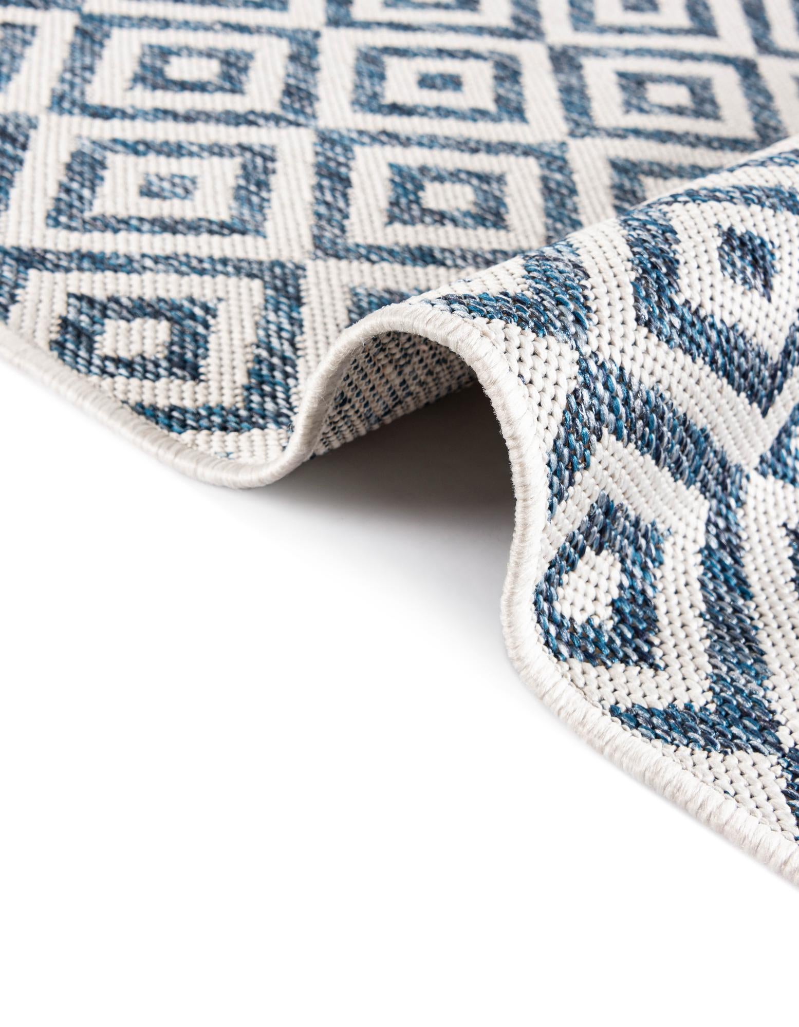 7' 10 x 10' Easy-Clean Jill Zarin Costa Rica Indoor / Outdoor Oval Rug