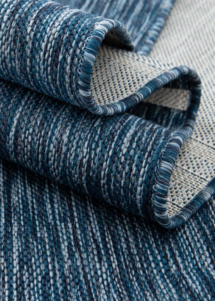 7' 10 x 10' Easy-Clean Jill Zarin Anguilla Indoor / Outdoor Oval Rug