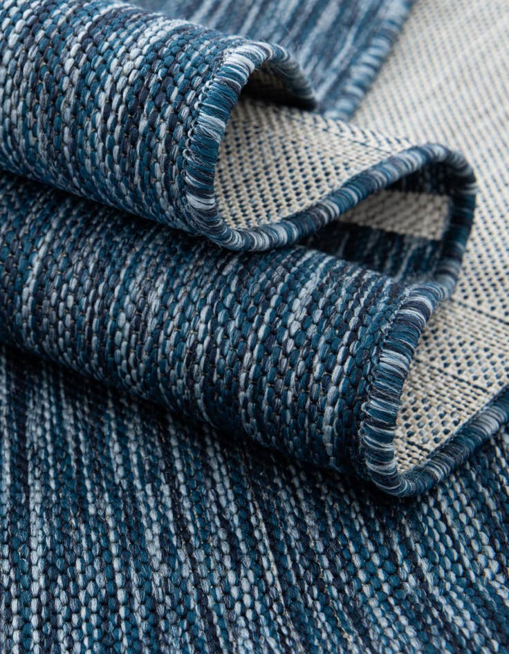 Detail image of 7' 10 x 10' Easy-Clean Jill Zarin Anguilla Indoor / Outdoor Oval Rug