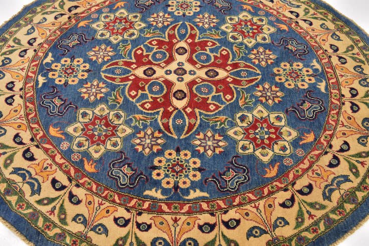 Detail image of 6' 6 x 6' 8 Hand Knotted Kazak Oval Rug