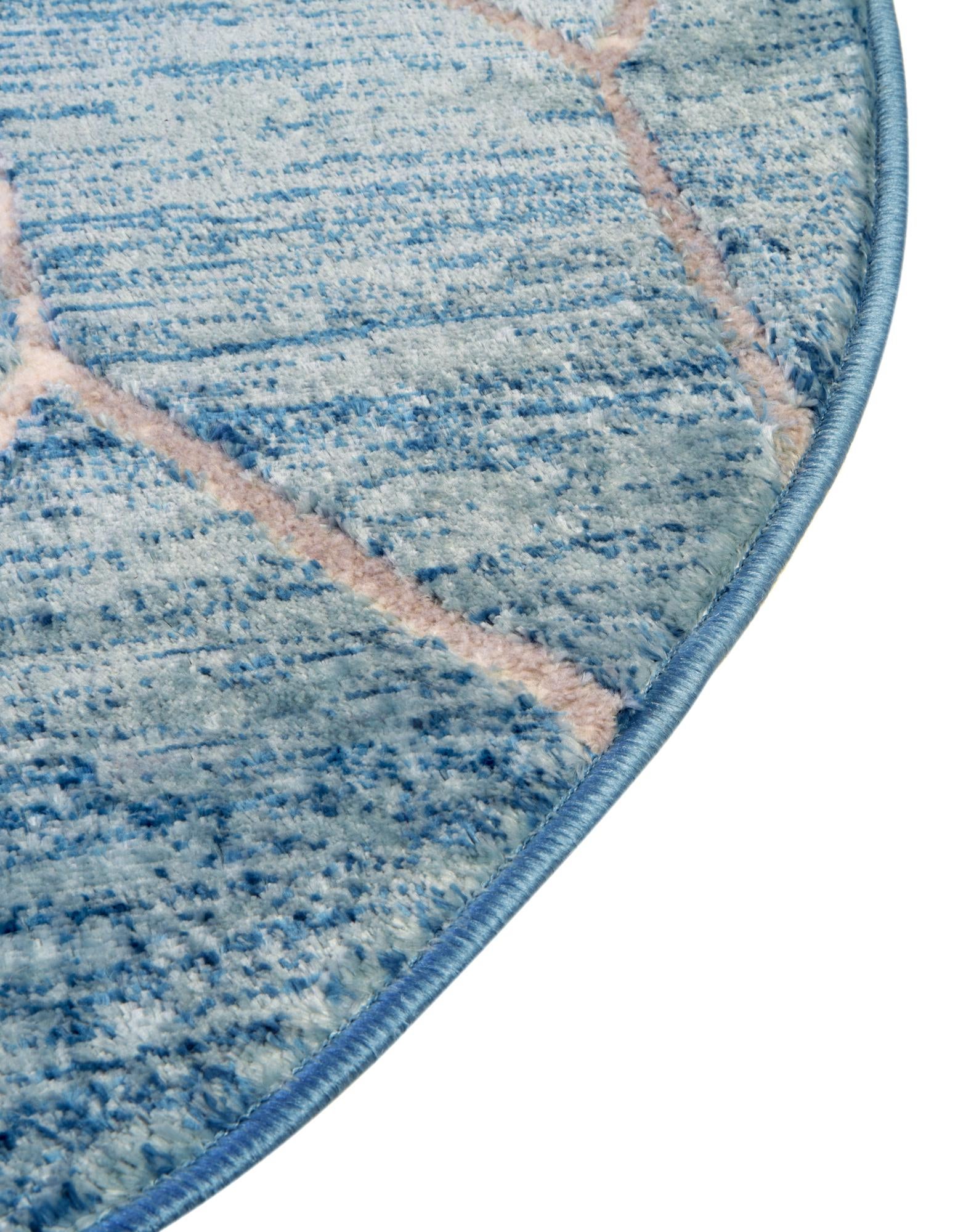 5' 3 x 8' Lattice Trellis Oval Rug